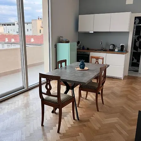 Ermes - Historic Centre Apartment Catania