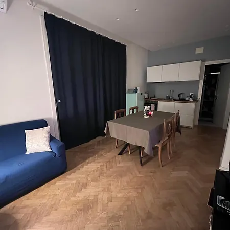 Apartment Ermes - Historic Centre *